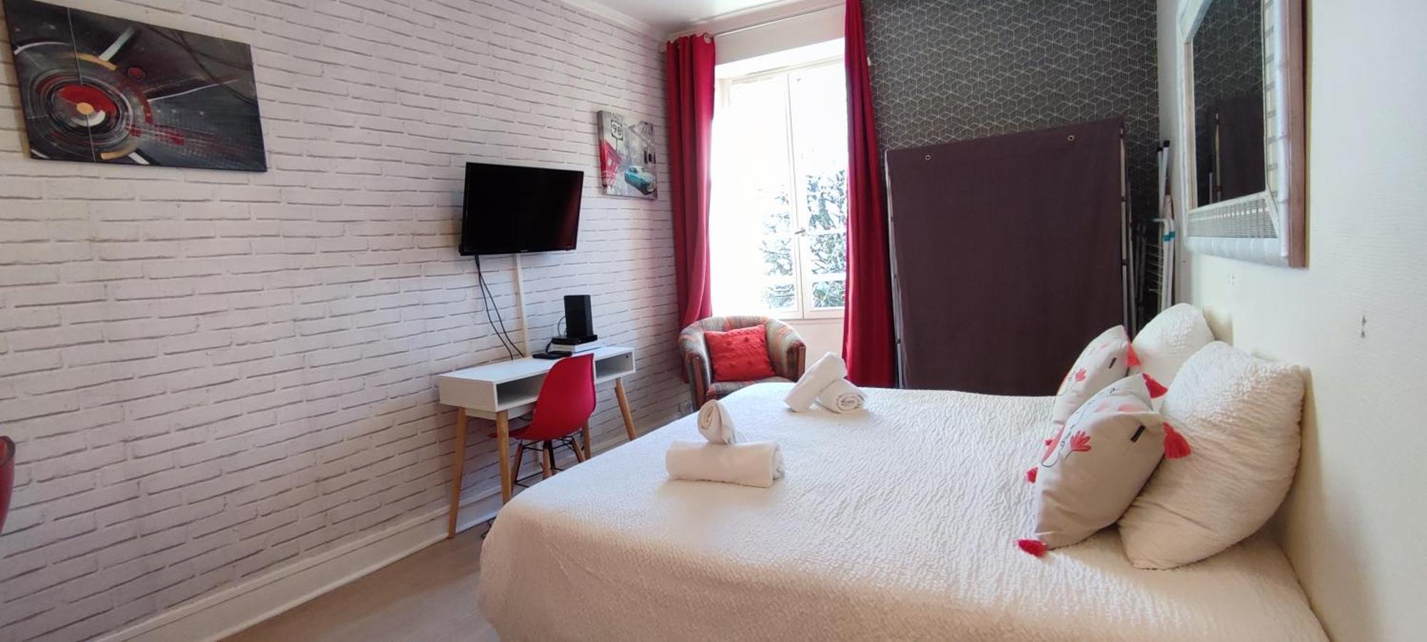 Cosy-2 Pers-Coeur De Ville-Proche Bd Pyrenees Pau Buitenkant foto